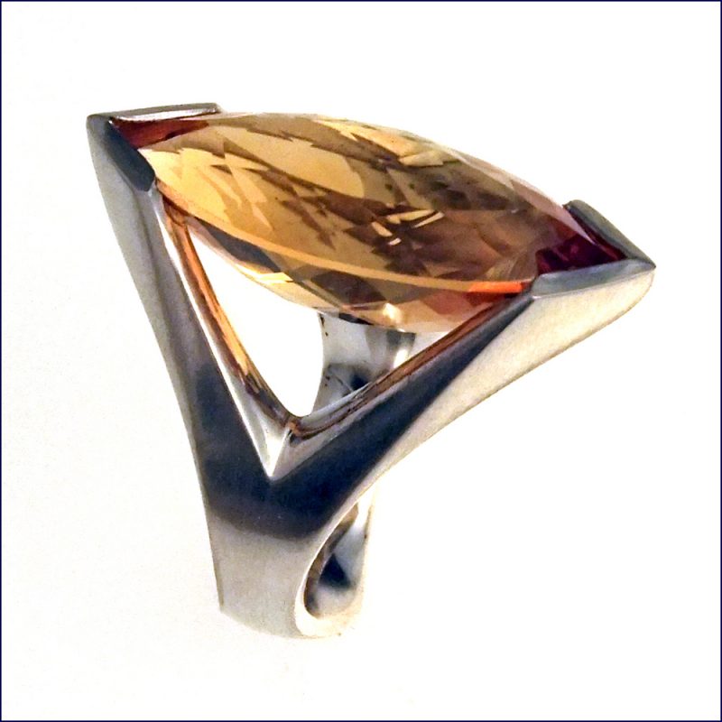 The Golden Eye ring - Image 3