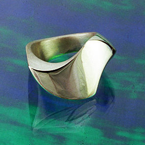 Silver Wing ring of Which Way ring set