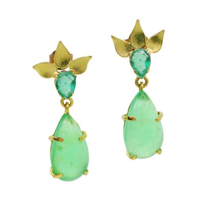 Gold Emerald and Chrysoprase earrings